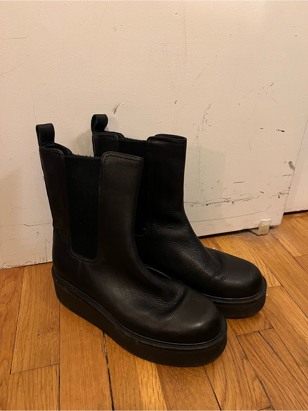 Vince Black Platform Chelsea Boots